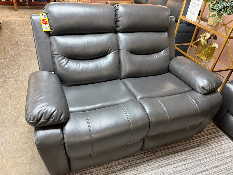 Zayne Power Reclining Leather Loveseat