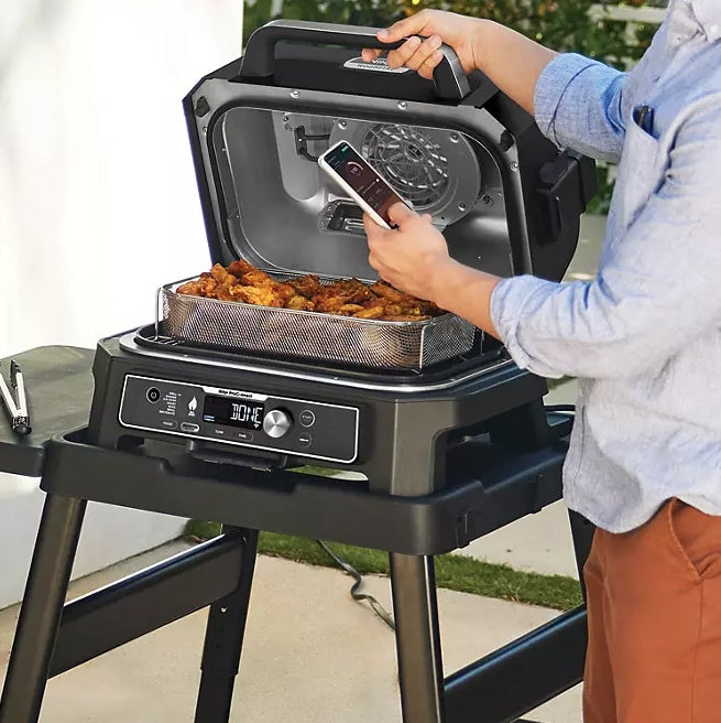 Ninja Woodfire Pro Connect Premium XL Outdoor Grill & Smoker