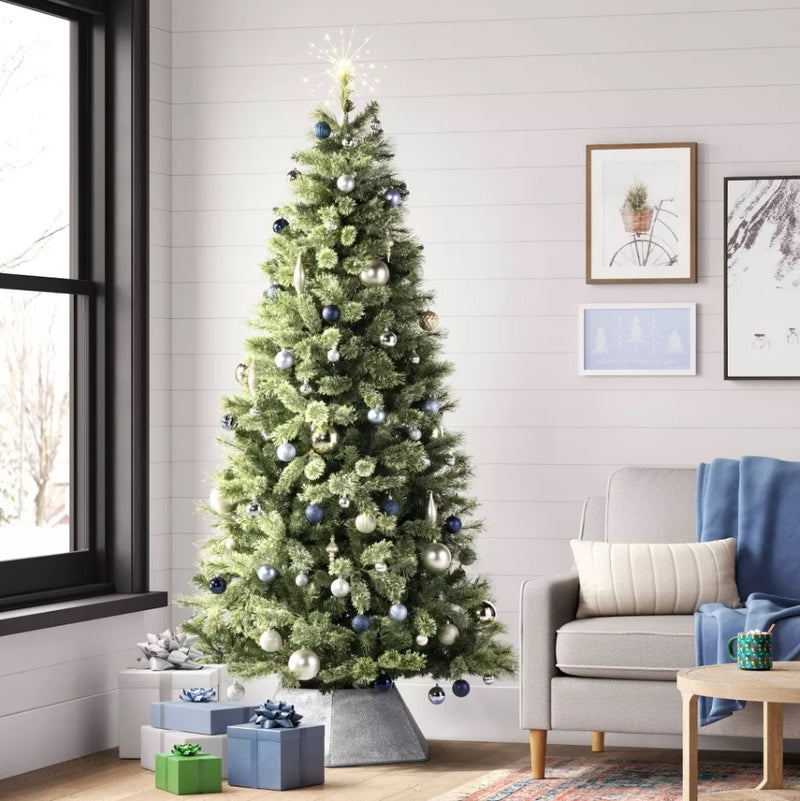 7.5' Pre-lit Alberta Spruce Artificial Christmas Tree