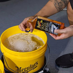 Meguiar’s Wash & Wax Detailing Kit, 12-piece